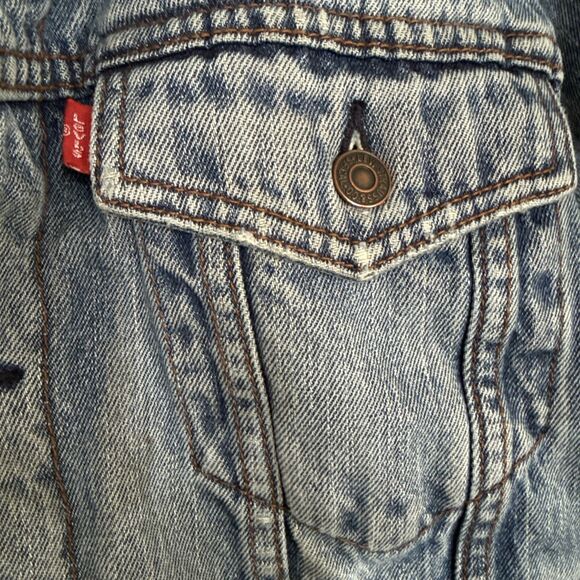 LEVIS Standard Trucker Sherpa Lined Denim Jacket 70520 Men’s SIZE M Distressed - Picture 8 of 11